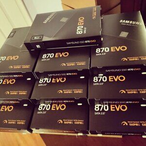 Sold in packs containing 7 boxes. Samsung - 870 EVO 1TB Internal SSD SATA